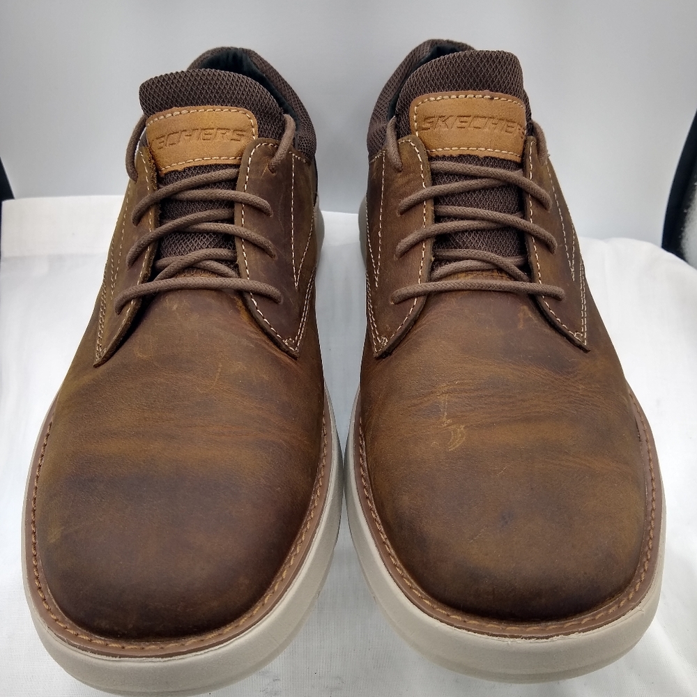 Skechers Mens 9.5Brown Leather RelaxedFit LaceUp Loafers Oxford Monk